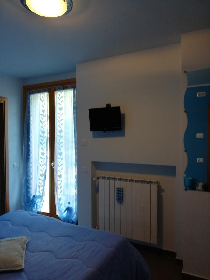 B&B Notte E Di Monasterolo del Castello Экстерьер фото
